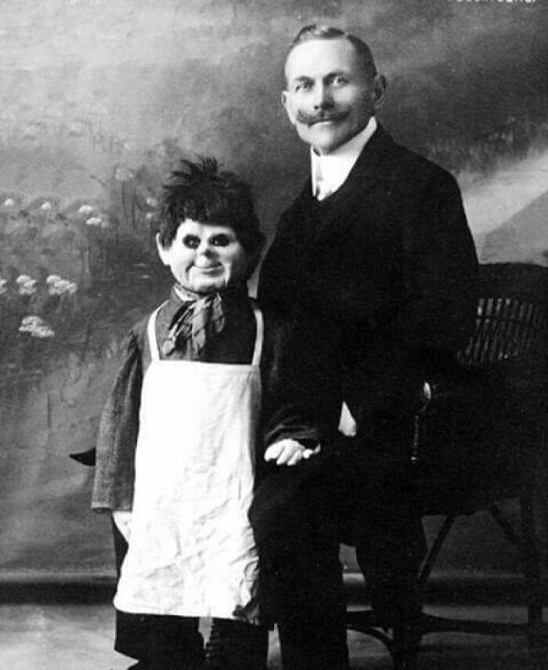 Scary Photos From The Past (27 pics) Scary Photos From The Past (27 pics)