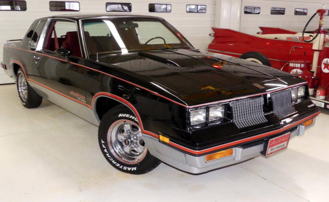 Amazing Muscle Cars (46 pics) Amazing Muscle Cars (46 pics)