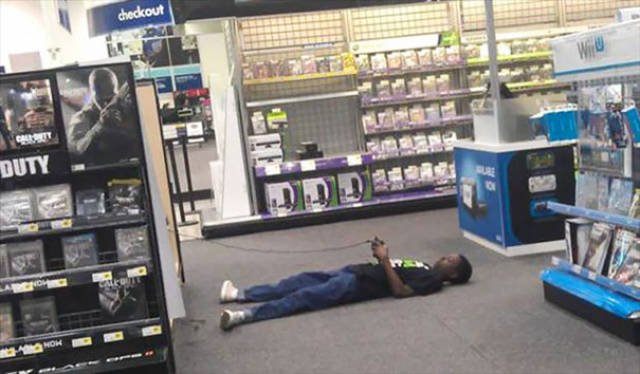 They Don't Care About Anything (66 pics)