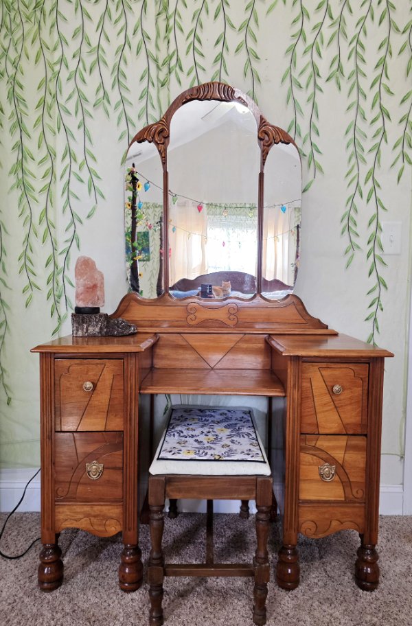 Unusual Finds In Thrift Shops (31 pics)