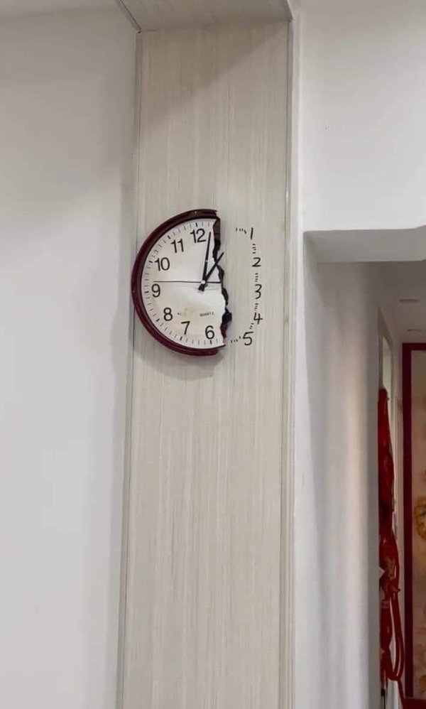 What Is Going On Here? (47 pics) What Is Going On Here? (47 pics)