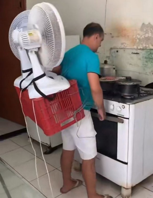 What Is Going On Here? (47 pics) What Is Going On Here? (47 pics)