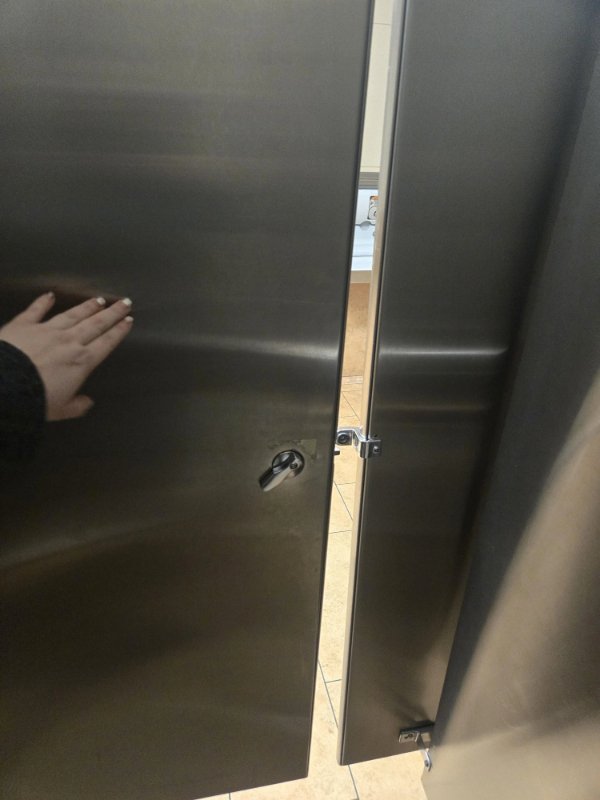 Bad Days Happen (22 pics)