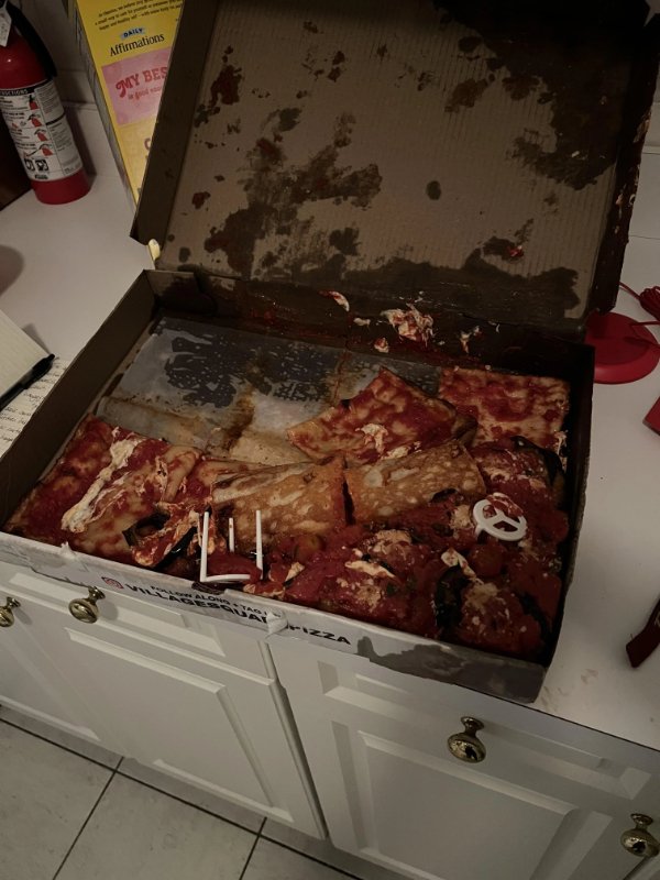 Bad Days Happen (22 pics)