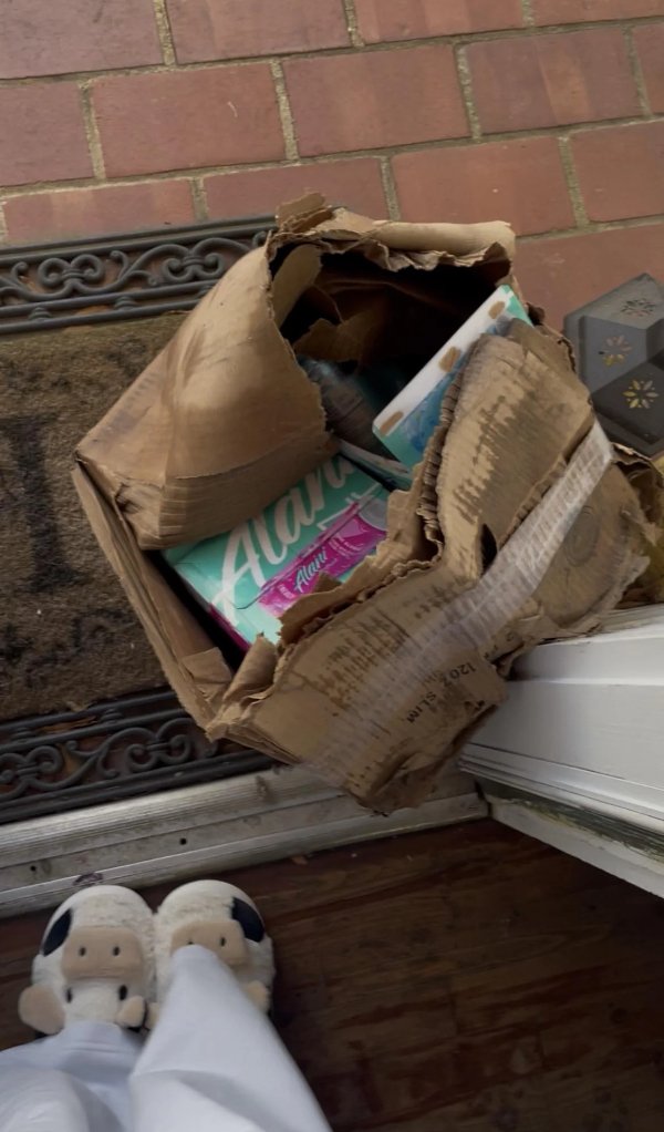 Bad Days Happen (22 pics)