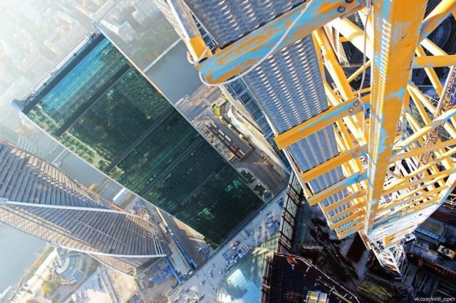 They Are Not Afraid Of Heights (43 pics)