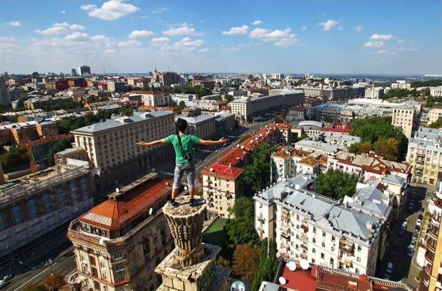 They Are Not Afraid Of Heights (43 pics)