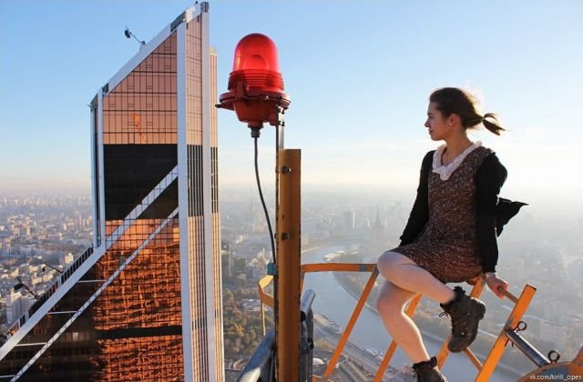 They Are Not Afraid Of Heights (43 pics)