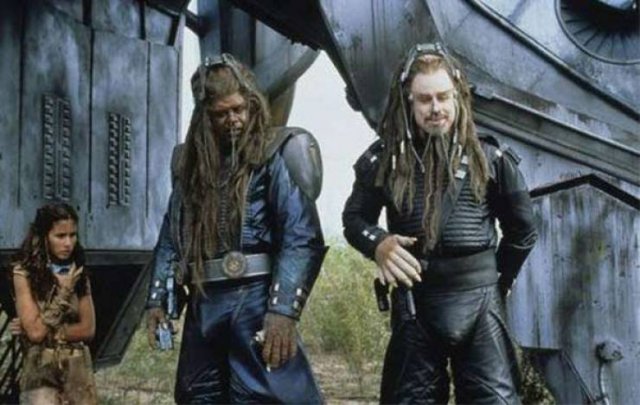 Popular Movies That Audiences Didn't Like (18 pics)