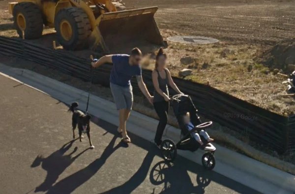 Weird Photos From Google Street View (22 pics)