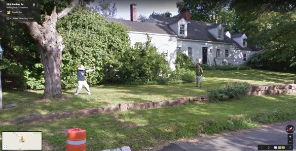 Weird Photos From Google Street View (22 pics)