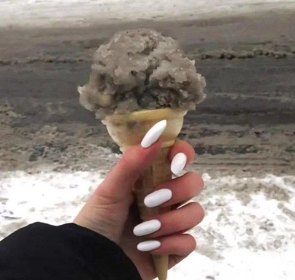 What Is Going On Here? (42 pics) What Is Going On Here? (42 pics)