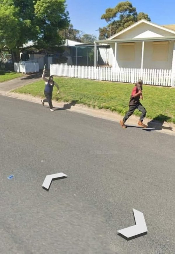 Weird Photos From Google Street View (22 pics)