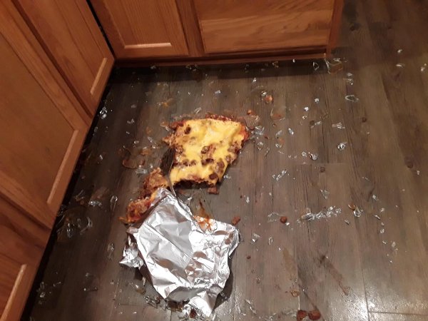 Bad Days Happen (23 pics)