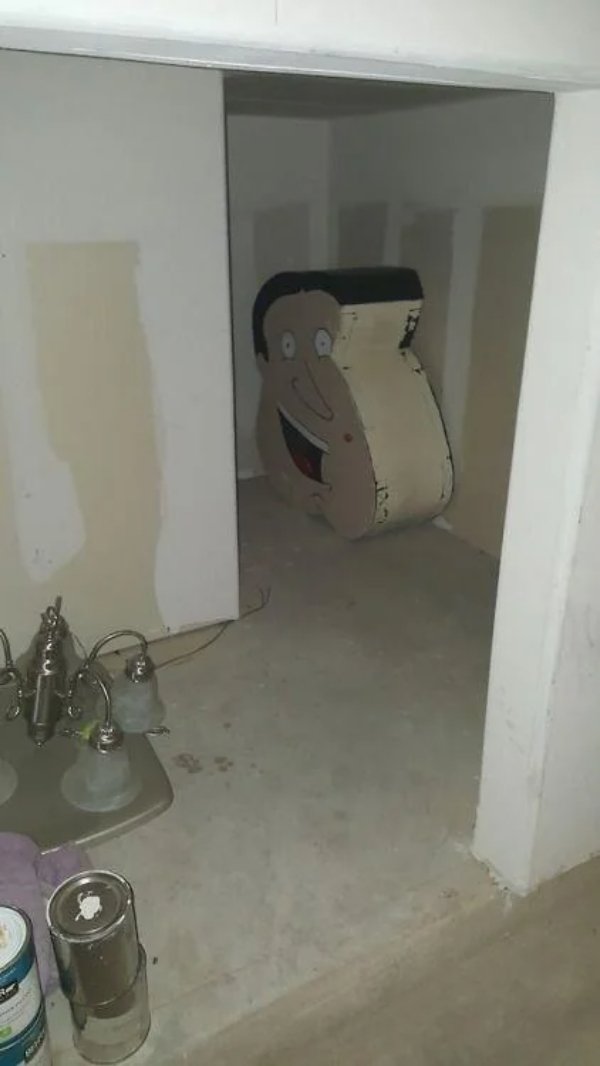 What Is Going On Here? (42 pics) What Is Going On Here? (42 pics)