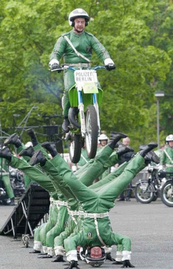 Genius Or Not? (28 pics)