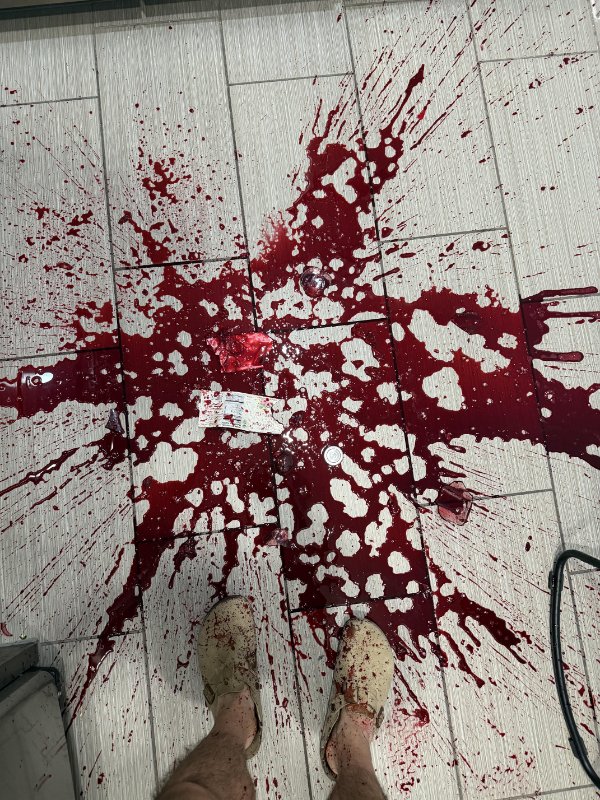 Bad Days Happen (23 pics)