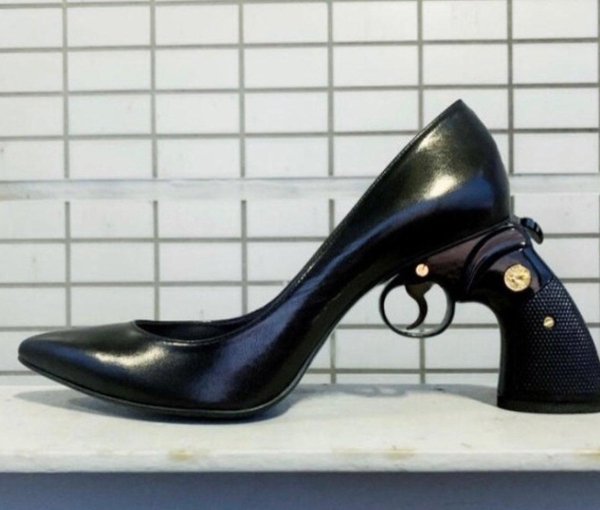 What Is Going On Here? (52 pics) What Is Going On Here? (52 pics)