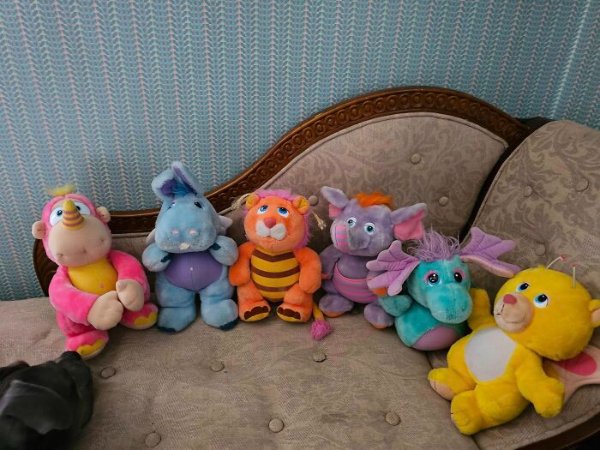 Weird Finds In Thrift Shops (25 pics)