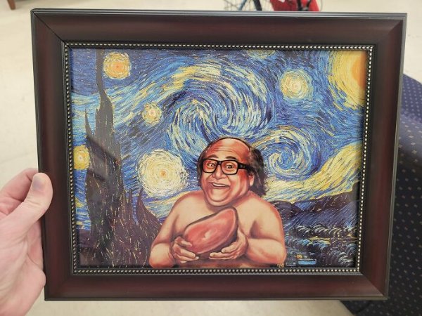 Weird Finds In Thrift Shops (25 pics)