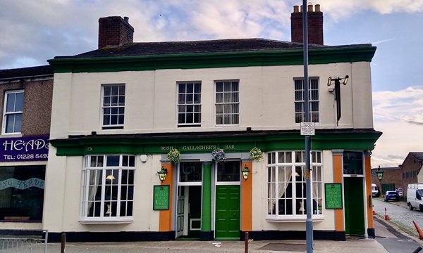 Random Facts (18 pics)