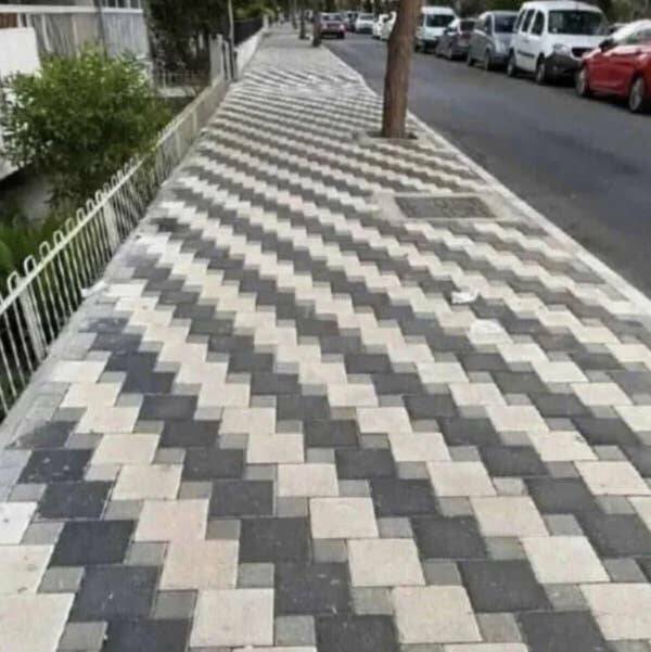 Failed Designs And Constructions (14 pics)