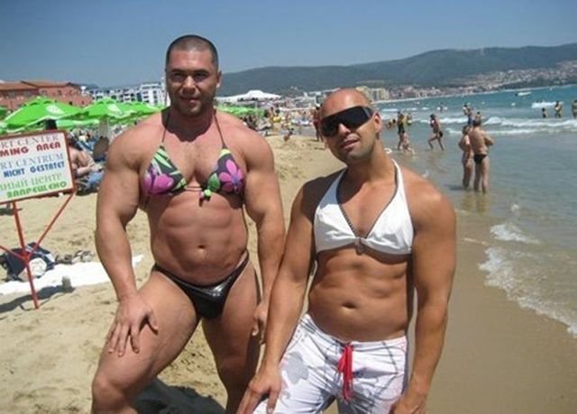 Strange People On The Beaches (29 pics) Strange People On The Beaches (29 pics)