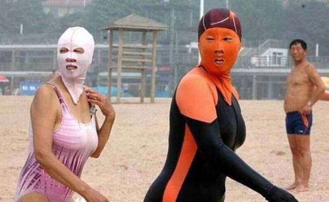 Strange People On The Beaches (29 pics) Strange People On The Beaches (29 pics)