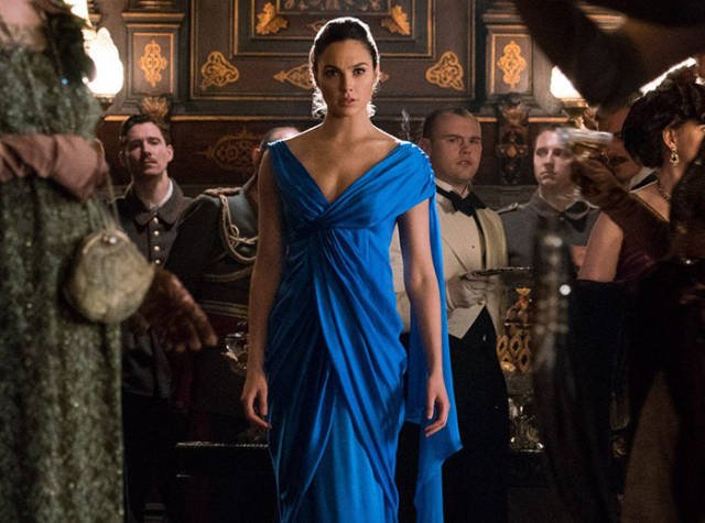 Plot Mistakes In Popular Movies (40 pics)