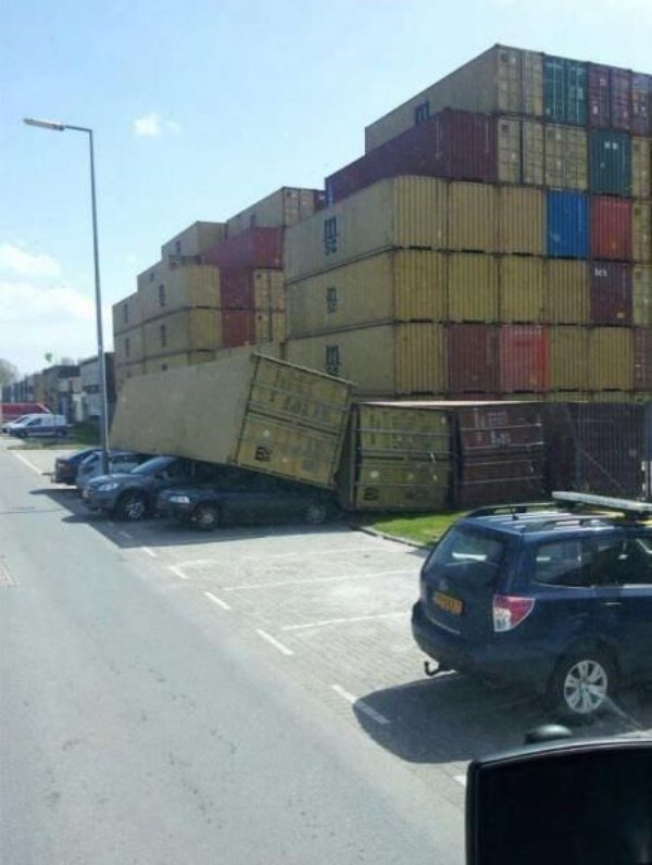 Epic Car Crashes (21 pics)