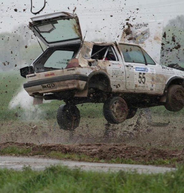 Epic Car Crashes (21 pics)