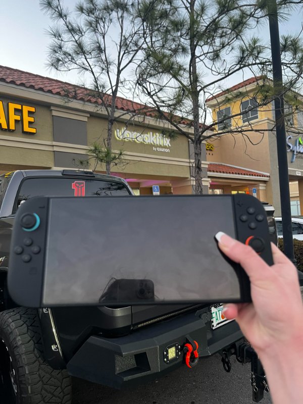 Bad Days Happen (22 pics)