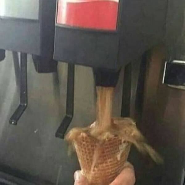 What Is Going On Here? (23 pics) What Is Going On Here? (23 pics)