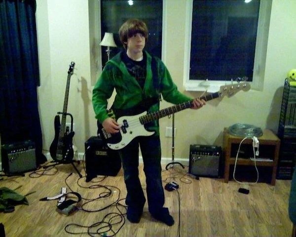 People Share Their Awkward Childhood Photos (20 pics)