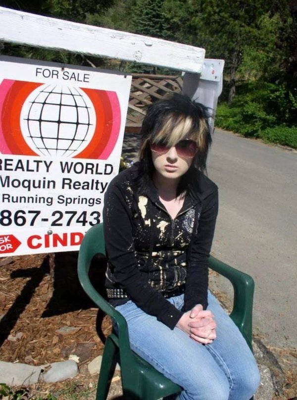 People Share Their Awkward Childhood Photos (20 pics)