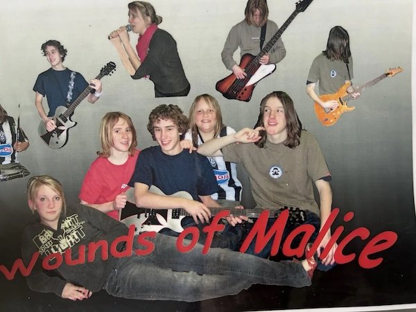 People Share Their Awkward Childhood Photos (20 pics)