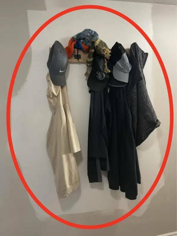 Annoying Habits Of Spouses (20 pics)