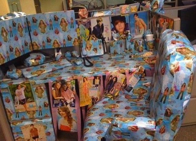 People Share Photos From Their Workplaces (48 pics) People Share Photos From Their Workplaces (48 pics)