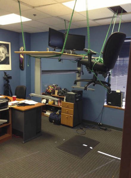 Funny Office Pranks (26 pics)