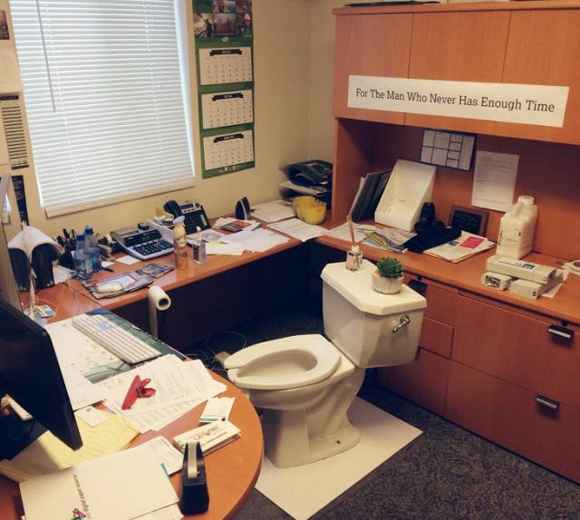 Funny Office Pranks (26 pics)