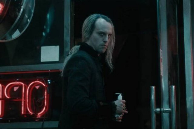 Annoying Moments In Movies (26 pics)