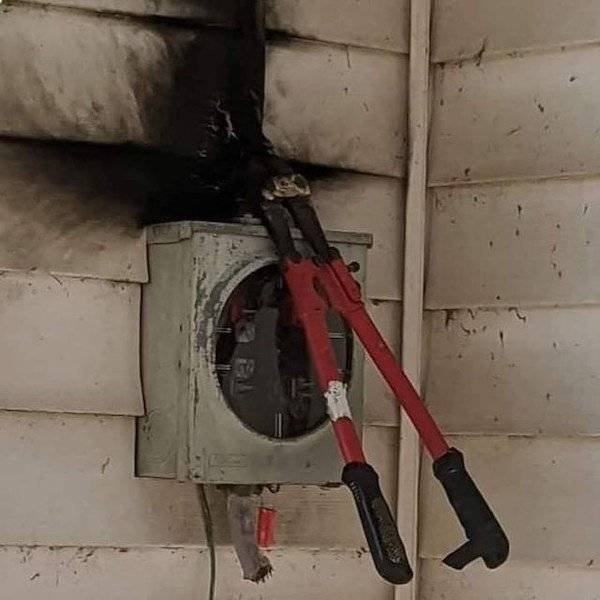 This Is Dangerous (31 pics) This Is Dangerous (31 pics)