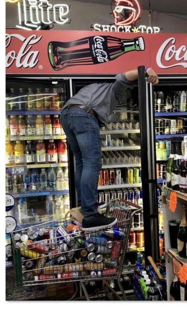 This Is Dangerous (31 pics) This Is Dangerous (31 pics)