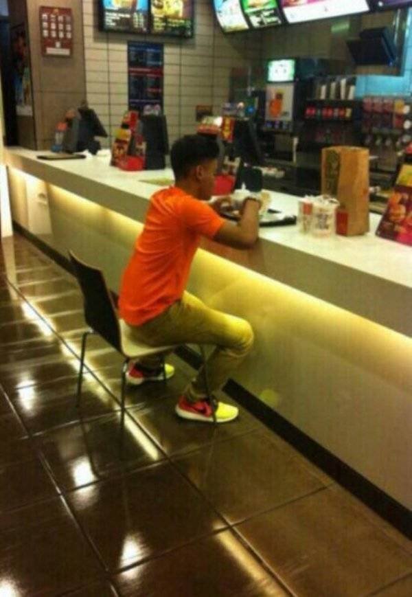 They Don't Care About The Rules (47 pics) They Don't Care About The Rules (47 pics)