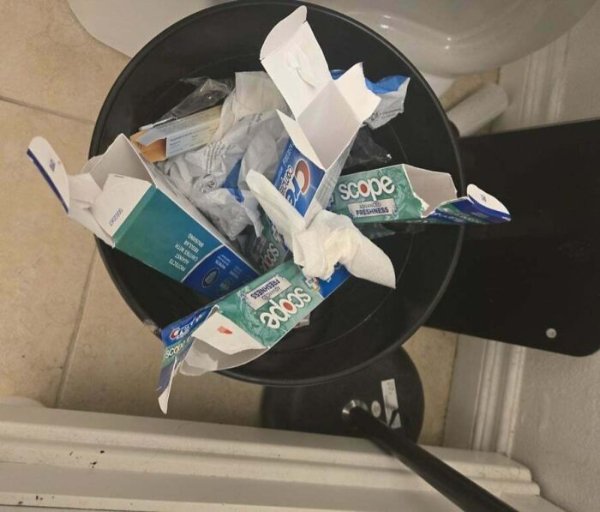 Annoying Habits Of Spouses (29 pics)