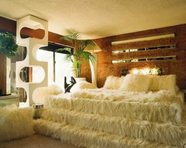 Awful Bedrooms (28 pics) Awful Bedrooms (28 pics)