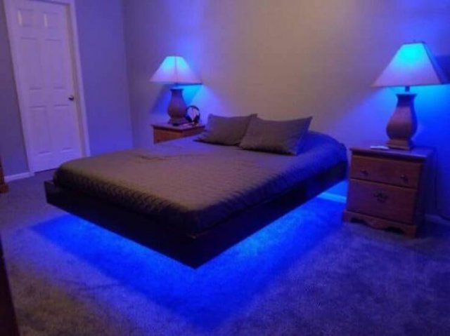 Awful Bedrooms (28 pics) Awful Bedrooms (28 pics)