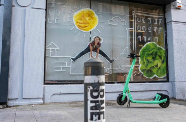 Right Moment (25 pics) Right Moment (25 pics)