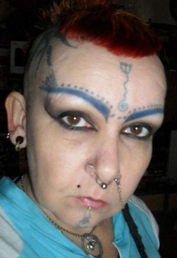 Awful Eyebrows (25 pics)