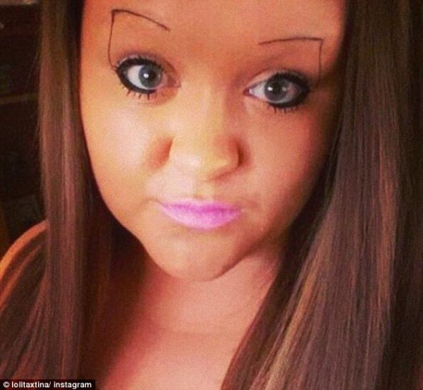 Awful Eyebrows (25 pics)